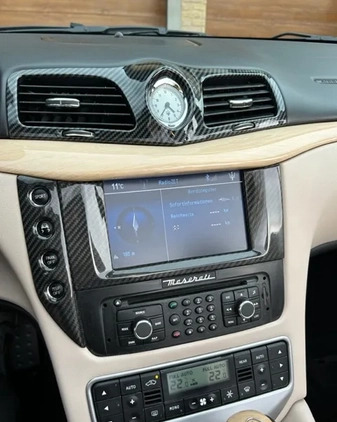 Maserati GranCabrio cena 199000 przebieg: 48500, rok produkcji 2011 z Przecław małe 79